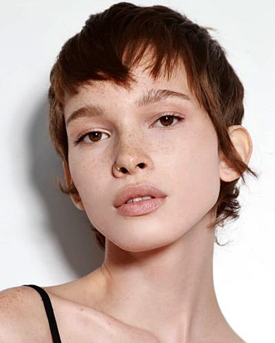 FLORA LIS