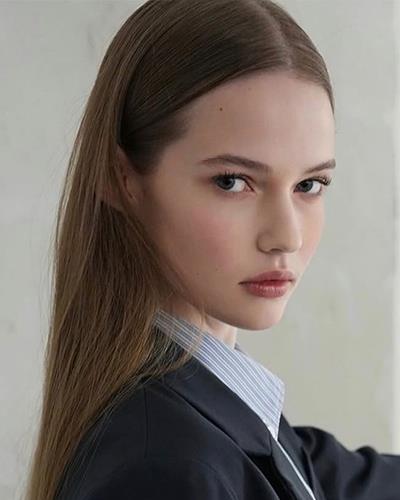 HELENA DOLEZALOVA